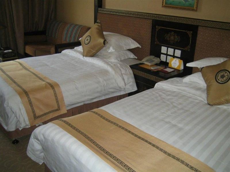 Brahmaputra Grand Hotel Lhasa Room photo