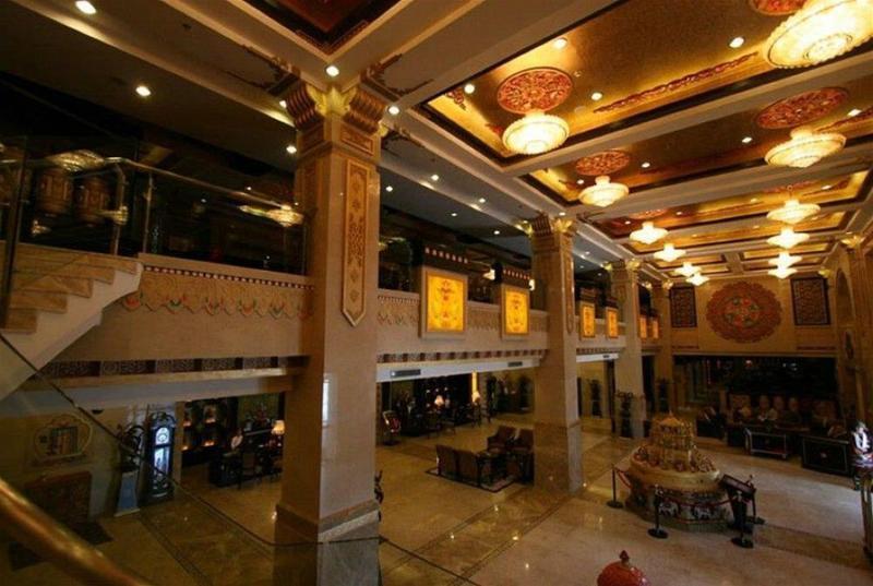 Brahmaputra Grand Hotel Lhasa Interior photo
